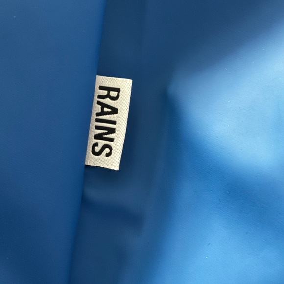 NWT Rains Longer Jacket in Waves Size Medium - Picture 11 of 15